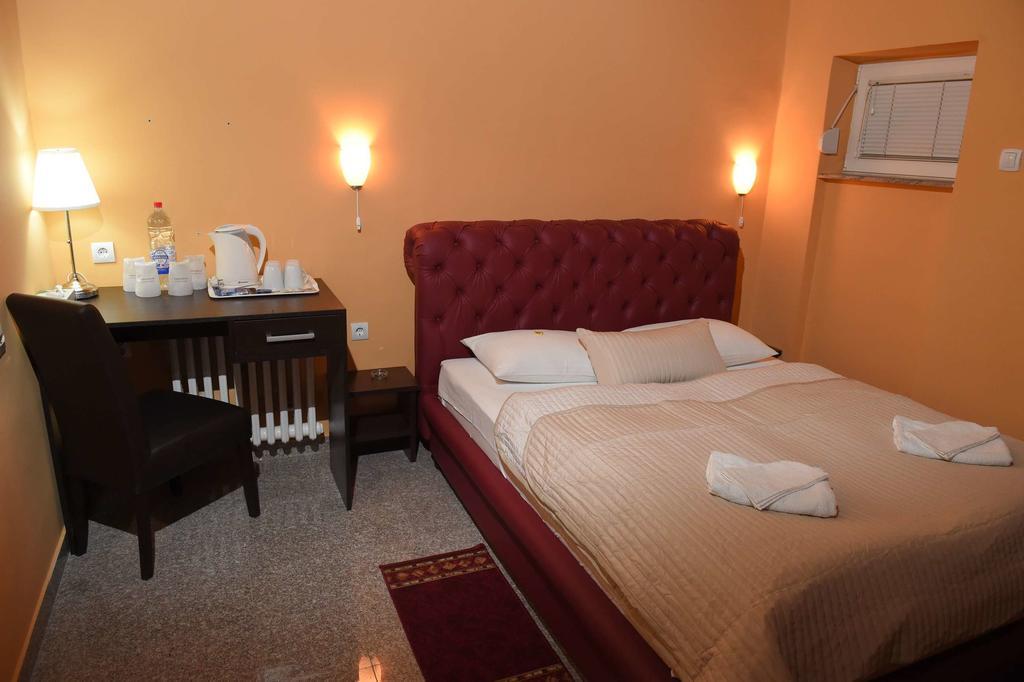Apartment Inn Rooms Novi Sad Kamer foto