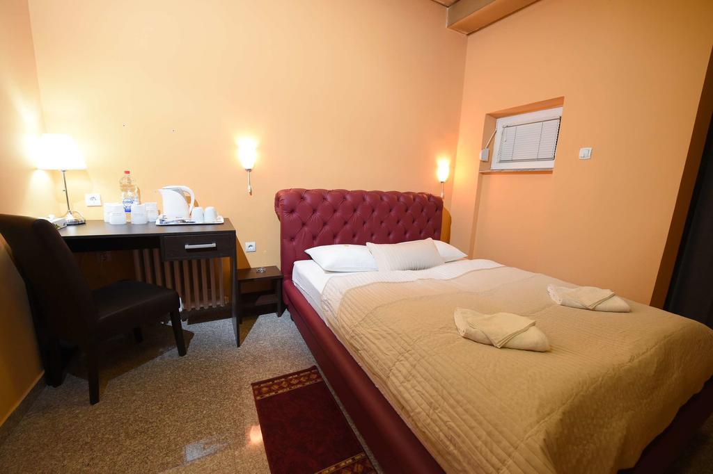 Apartment Inn Rooms Novi Sad Kamer foto