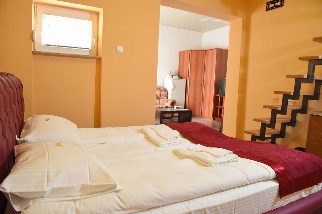 Apartment Inn Rooms Novi Sad Kamer foto